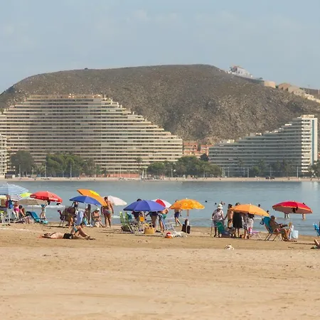 Beach 아파트